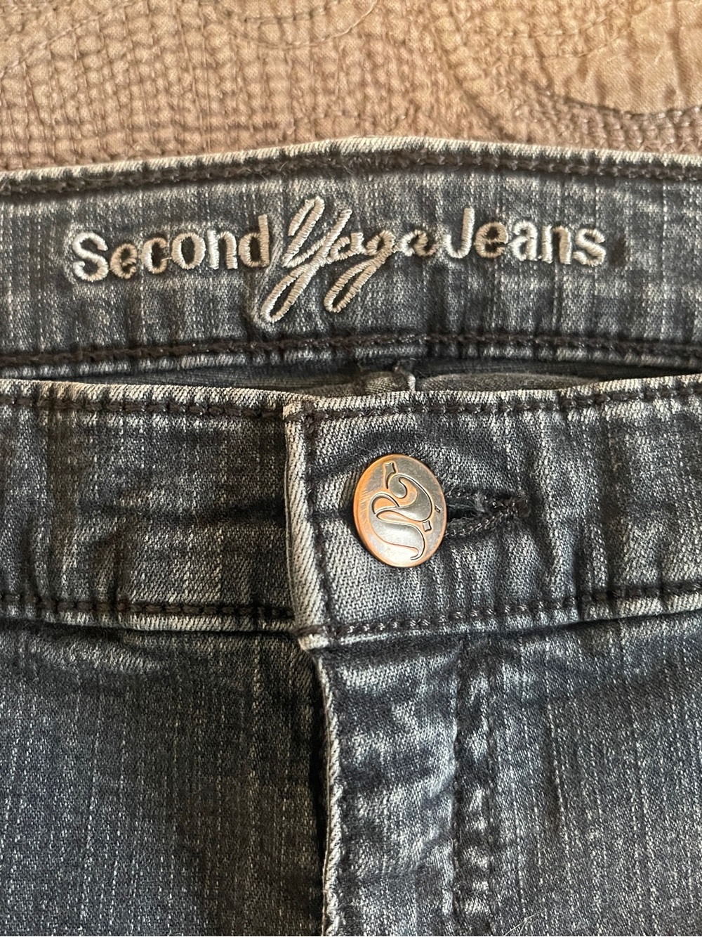 Women’s Dark Blue Wash Stretch Jeans
